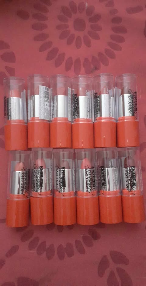 LOT 12 ROUGE A LEVRE