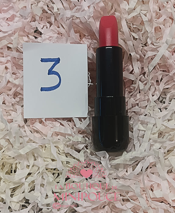 ROUGE A LEVRE ( 0881 ) YES LOVE