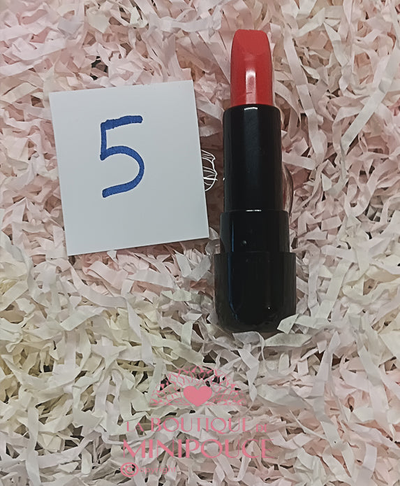 ROUGE A LEVRE ( 0881 ) YES LOVE