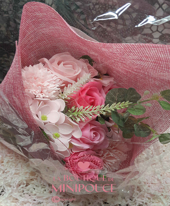 Bouquet de fleurs de savon sur pied