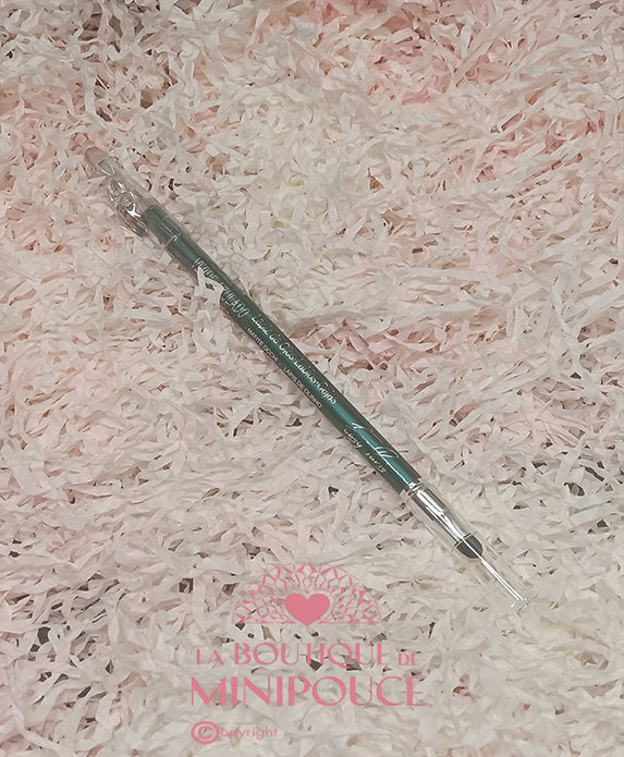 CRAYON POUR LES YEUX ET LES LÈVRES EXTRA WATERPROOF